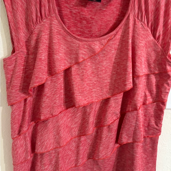 NWOT Rafaella Women's Ruffled Top. - Picture 4 of 9